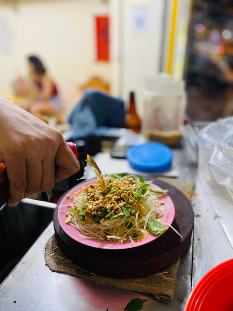 Hanoi Vegetarian Street Food Tour & Stories