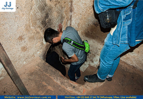 Saigon History & Cu Chi Tunnels with War Museum 1-Day Tour