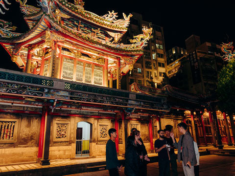 Taipei's Origin & Longshan Temple Walking Tour