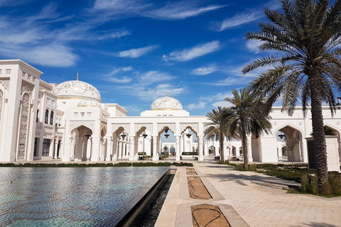 Abu Dhabi Tour from Dubai: The Mosque, Qasr Al watan, Etihad Tower